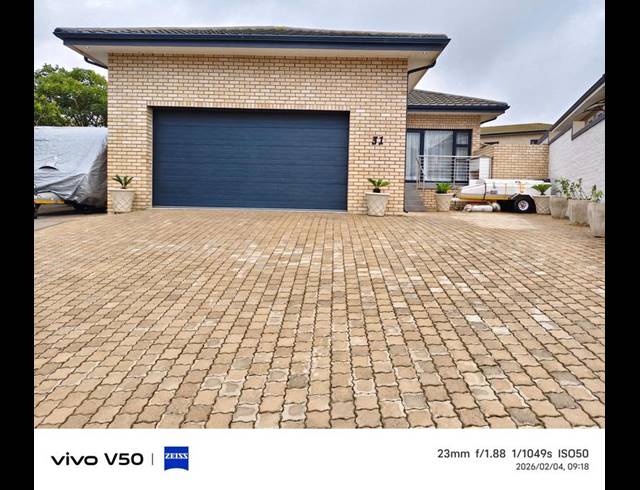 3 BEDROOM HOUSE FOR SALE IN MONTE CHRISTO